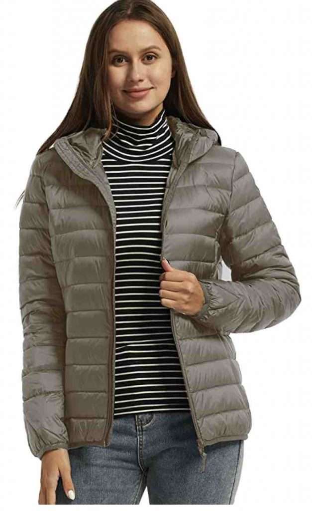 4. Womens Plus Size Hooded Packable Ultra Light Weight Short Down Jacket by WANTDO